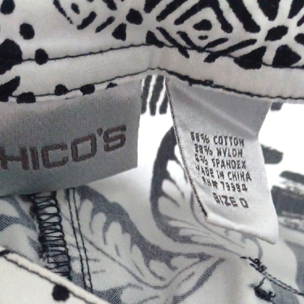 Chico's Black & White Patterned Crop Pants - Picture 9 of 9